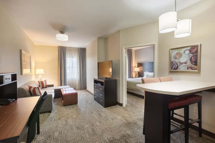 Room 2 of 26