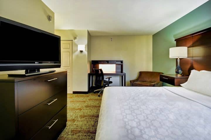Room 8 of 55