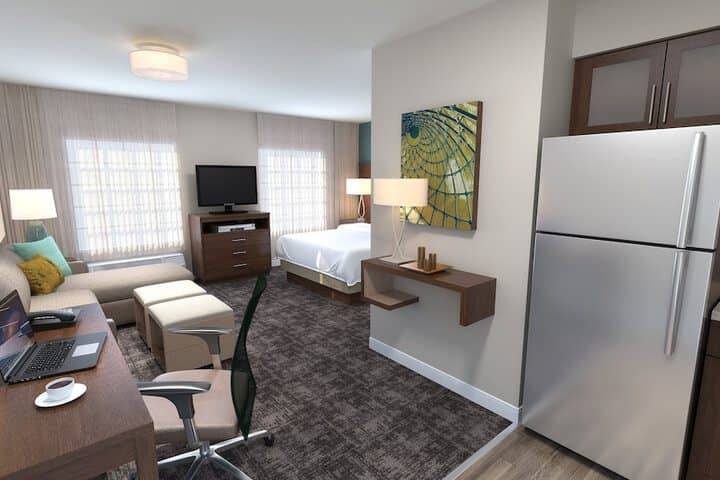 Room 4 of 30