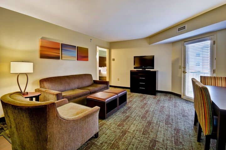 Room 19 of 55
