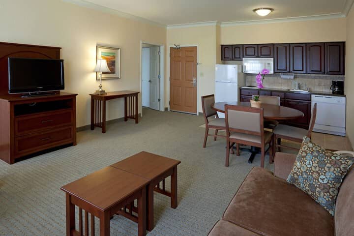 Room 4 of 46