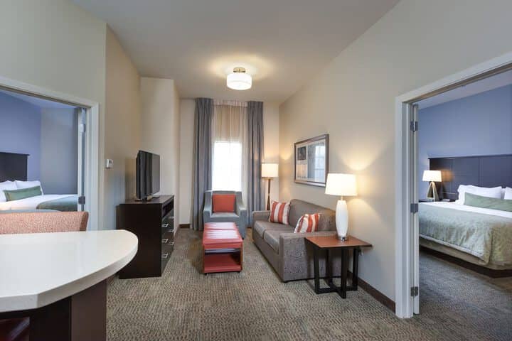 Room 6 of 26