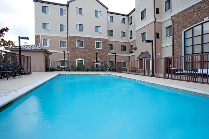 Pool 14 of 46