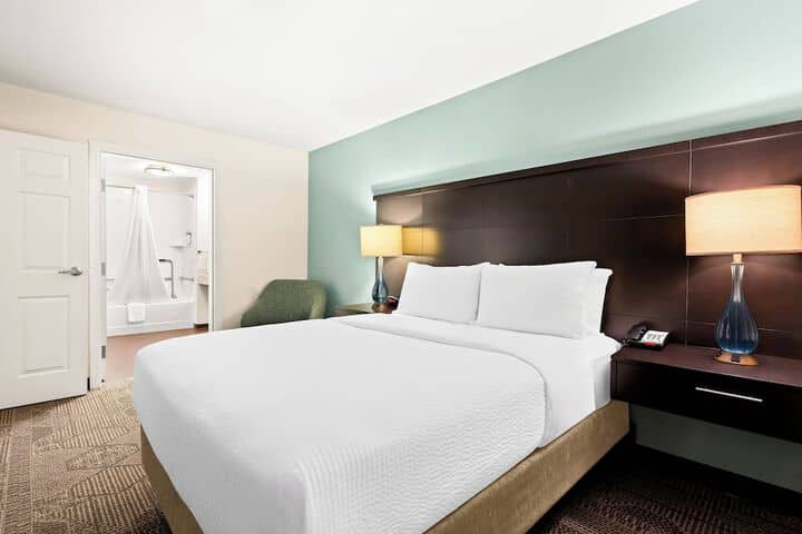 Room 46 of 91