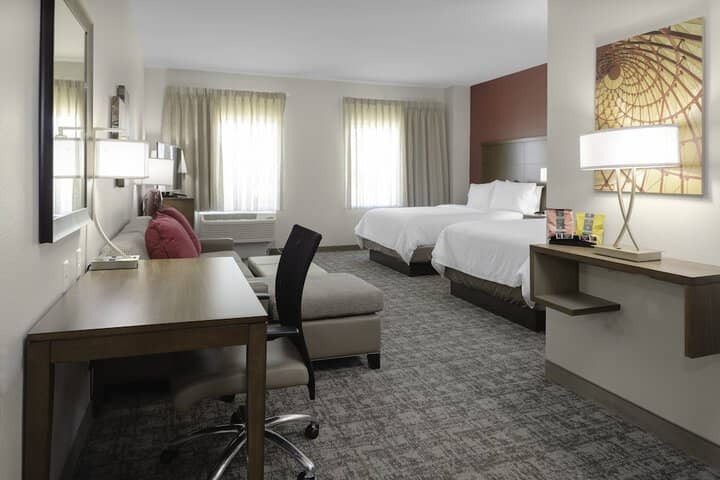 Room 8 of 30