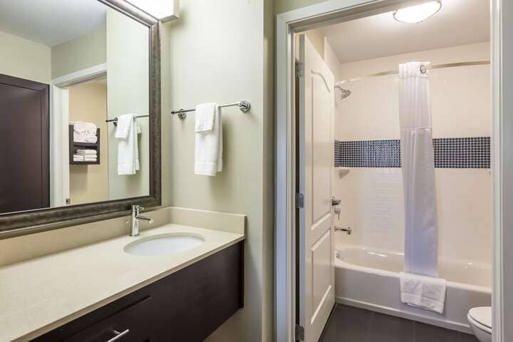 Room 9 of 26